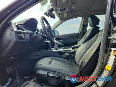 Zdjęcie 7 z 12 samochodu: 2014 BMW 320 I XDRIVE VIN:WBA3C3C51EF984001 - miniatura