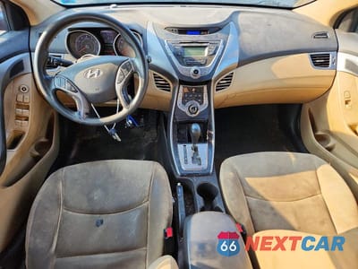 Zdjęcie 8 z 13 samochodu: 2013 HYUNDAI ELANTRA GLS VIN:KMHDH4AE4DU659303 - miniatura