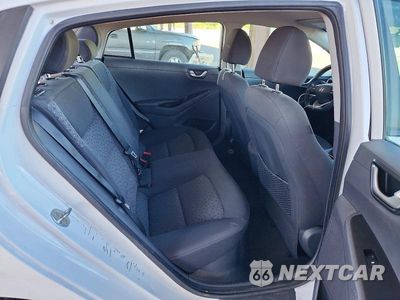 Zdjęcie 10 z 12 samochodu: 2019 HYUNDAI IONIQ BLUE VIN:KMHC65LC5KU110581 - miniatura