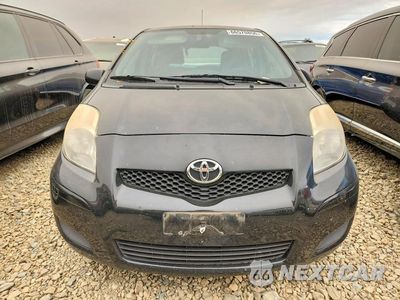 Piąte zdjęcie samochodu w środku: 2010 TOYOTA YARIS BASE VIN:JTDKT4K36A5319583 - miniatura