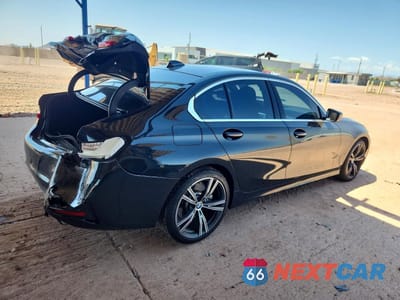 Trzecie zdjęcie samochodu z tyłu: 2020 BMW 330I VIN:3MW5R1J08L8B34018 - miniatura