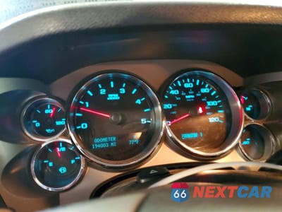 Zdjęcie 9 z 12 samochodu: 2012 CHEVROLET SILVERADO K3500 LT VIN:1GB4K0CL1CF216799 - miniatura