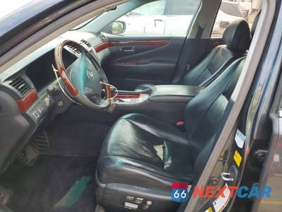 Zdjęcie 7 z 12 samochodu: 2010 LEXUS LS 460L VIN:JTHGL5EF2A5037568 - miniatura