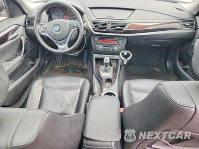 Zdjęcie 8 z 13 samochodu: 2013 BMW X1 XDRIVE28I VIN:WBAVL1C58DVR87933 - miniatura