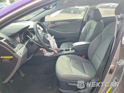 Zdjęcie 7 z 12 samochodu: 2013 HYUNDAI SONATA HYBRID VIN:KMHEC4A43DA085062 - miniatura