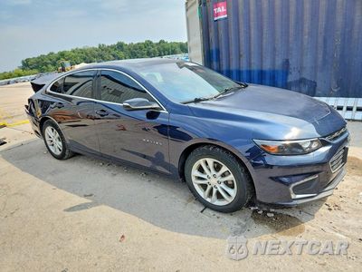 Czwarte zdjęcie samochodu z boku: 2017 CHEVROLET MALIBU LT VIN:1G1ZE5ST1HF154151 - miniatura