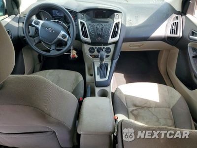 Zdjęcie 8 z 13 samochodu: 2014 FORD FOCUS SE VIN:1FADP3F24EL286342 - miniatura