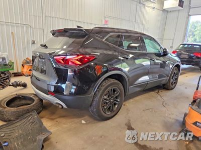 Trzecie zdjęcie samochodu z tyłu: 2022 CHEVROLET BLAZER 2LT VIN:3GNKBHRS1NS114988 - miniatura