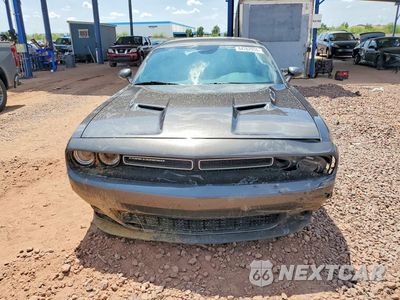 Piąte zdjęcie samochodu w środku: 2022 DODGE CHALLENGER SXT VIN:2C3CDZAG2NH261087 - miniatura