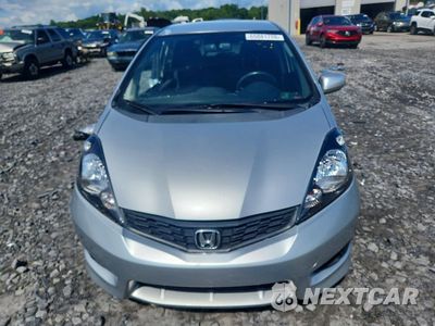 Piąte zdjęcie samochodu w środku: 2013 HONDA FIT SPORT VIN:JHMGE8H5XDC007071 - miniatura
