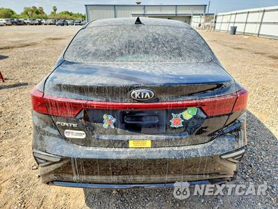 Zdjęcie 6 z 12 samochodu: 2021 KIA FORTE LXS VIN:3KPF24AD3ME305020 - miniatura