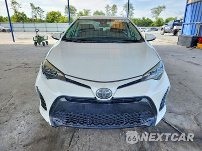 Piąte zdjęcie samochodu w środku: 2017 TOYOTA COROLLA SE VIN:5YFBURHE9HP667412 - miniatura