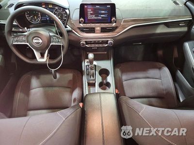 Zdjęcie 8 z 12 samochodu: 2025 NISSAN ALTIMA SV VIN:1N4BL4DV9SN332270 - miniatura