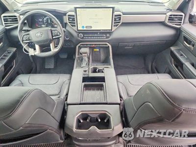 Zdjęcie 8 z 12 samochodu: 2024 TOYOTA TUNDRA CREWMAX LIMITED VIN:5TFJA5DB4RX195454 - miniatura