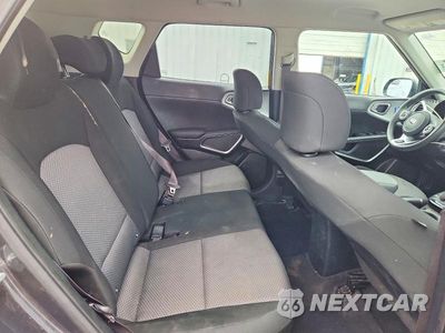 Zdjęcie 10 z 13 samochodu: 2021 KIA SOUL LX VIN:KNDJ23AU3M7793129 - miniatura