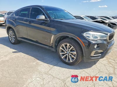 Czwarte zdjęcie samochodu z boku: 2015 BMW X6 XDRIVE35I VIN:5UXKU2C55F0F95521 - miniatura