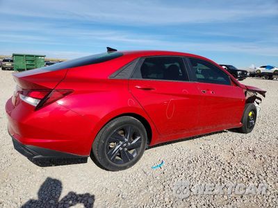 Trzecie zdjęcie samochodu z tyłu: 2023 HYUNDAI ELANTRA SEL VIN:5NPLM4AG2PH095565 - miniatura