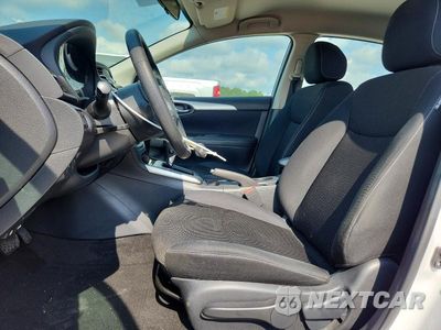Zdjęcie 7 z 13 samochodu: 2019 NISSAN SENTRA S VIN:3N1AB7AP9KY431595 - miniatura