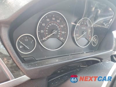 Zdjęcie 9 z 12 samochodu: 2016 BMW 328 XI SULEV VIN:WBA8E3G56GNU00842 - miniatura
