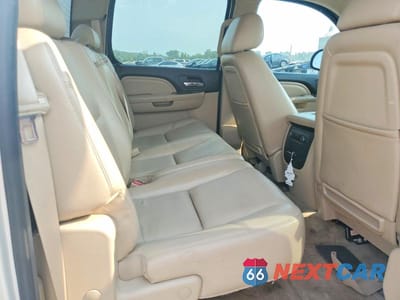 Zdjęcie 10 z 12 samochodu: 2011 GMC SIERRA K1500 DENALI VIN:3GTP2XE2XBG223835 - miniatura