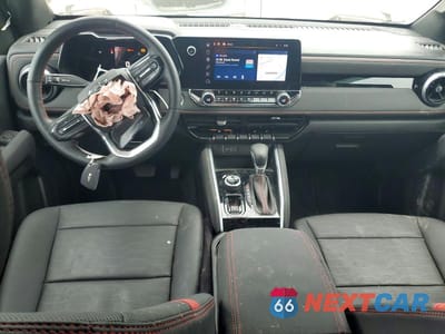 Zdjęcie 8 z 12 samochodu: 2023 CHEVROLET COLORADO VIN:1GCPTDEK4P1160796 - miniatura