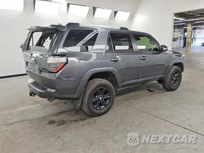 Trzecie zdjęcie samochodu z tyłu: 2021 TOYOTA 4RUNNER SR5 PREMIUM VIN:JTENU5JR5M5925575 - miniatura