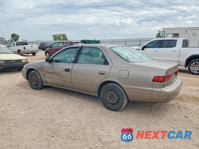 Drugie zdjęcie samochodu z przodu: 1999 TOYOTA CAMRY LE VIN:4T1BG22K0XU520518 - miniatura