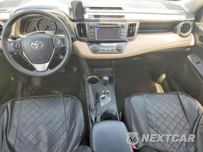 Zdjęcie 8 z 12 samochodu: 2013 TOYOTA RAV4 XLE VIN:JTMRFREV1DD008945 - miniatura