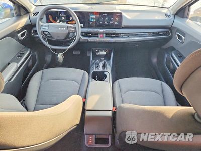 Zdjęcie 8 z 12 samochodu: 2025 KIA K4 LXS VIN:3KPFT4DE7SE059488 - miniatura