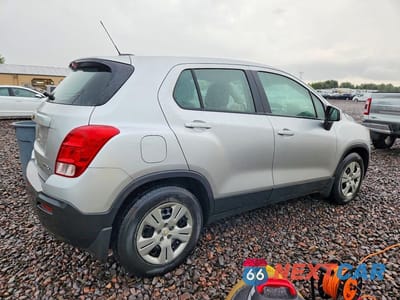 Trzecie zdjęcie samochodu z tyłu: 2015 CHEVROLET TRAX LS VIN:KL7CJKSB2FB096874 - miniatura