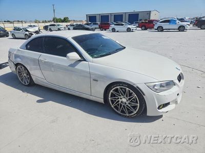 Czwarte zdjęcie samochodu z boku: 2013 BMW 335 I VIN:WBADX7C50DE746015 - miniatura