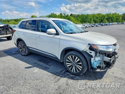 Czwarte zdjęcie samochodu z boku: 2020 MITSUBISHI OUTLANDER SE VIN:JA4AD3A39LZ033527 - miniatura