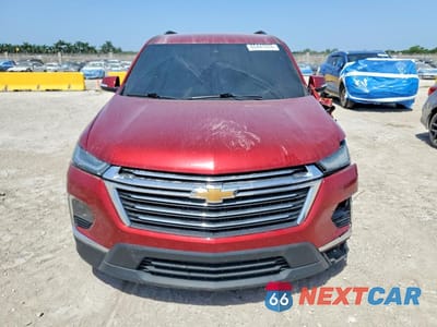 Piąte zdjęcie samochodu w środku: 2023 CHEVROLET TRAVERSE LT VIN:1GNERGKW6PJ127949 - miniatura
