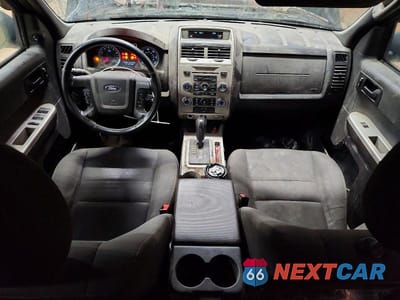 Zdjęcie 8 z 13 samochodu: 2010 FORD ESCAPE XLT VIN:1FMCU0DG5AKC63398 - miniatura