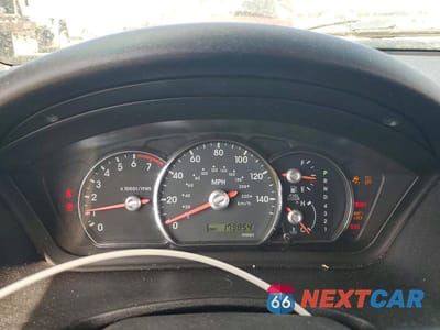 Zdjęcie 9 z 13 samochodu: 2011 MITSUBISHI ENDEAVOR LS VIN:4A4JN2AS0BE011645 - miniatura