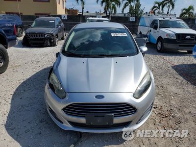 Piąte zdjęcie samochodu w środku: 2015 FORD FIESTA SE VIN:3FADP4EJ9FM204149 - miniatura