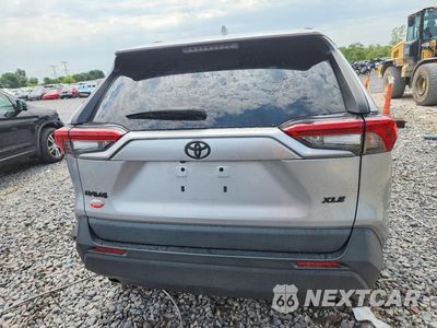 Zdjęcie 6 z 13 samochodu: 2023 TOYOTA RAV4 XLE PREMIUM VIN:2T3C1RFV6PW248101 - miniatura