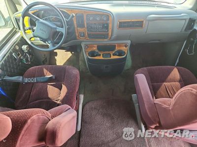 Zdjęcie 8 z 13 samochodu: 1999 GMC SAVANA RV G1500 VIN:1GDFG15R7X1044905 - miniatura