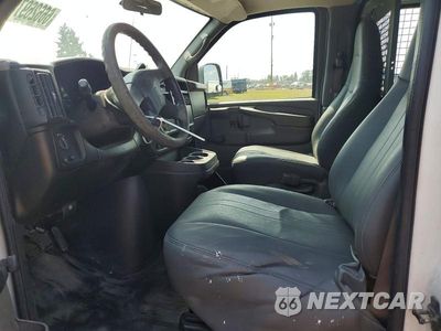Zdjęcie 7 z 13 samochodu: 2007 CHEVROLET EXPRESS 1500 DELIVERY VAN VIN:1GCFG15X471127940 - miniatura
