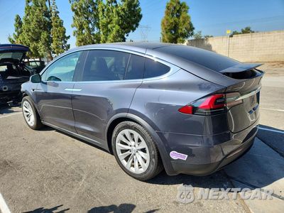 Drugie zdjęcie samochodu z przodu: 2019 TESLA MODEL X VIN:5YJXCDE26KF180578 - miniatura