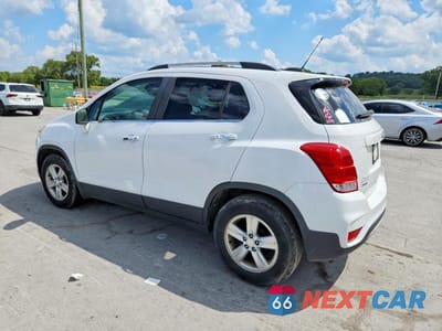 Drugie zdjęcie samochodu z przodu: 2019 CHEVROLET TRAX 1LT VIN:3GNCJLSB7KL123706 - miniatura