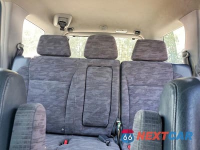 Zdjęcie 10 z 13 samochodu: 2002 HONDA CR-V LX VIN:JHLRD68432C009642 - miniatura