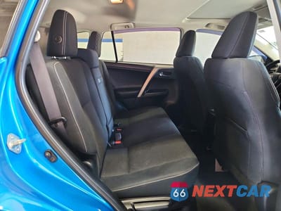 Zdjęcie 11 z 14 samochodu: 2016 TOYOTA RAV4 HV XLE VIN:JTMRJREV7GD007026 - miniatura