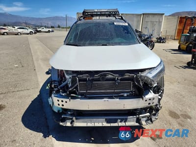 Piąte zdjęcie samochodu w środku: 2023 TOYOTA RAV4 PRIME XSE VIN:JTMEB3FV7PD155328 - miniatura