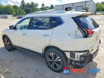 Drugie zdjęcie samochodu z przodu: 2019 NISSAN ROGUE SV VIN:JN8AT2MV1KW402241 - miniatura