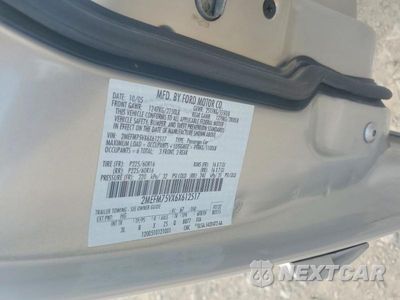 Zdjęcie 12 z 12 samochodu: 2006 MERCURY GRAND MARQUIS LS VIN:2MEFM75VX6X612517 - miniatura