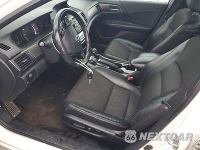 Zdjęcie 7 z 13 samochodu: 2017 HONDA ACCORD SPORT VIN:1HGCR2F51HA068333 - miniatura