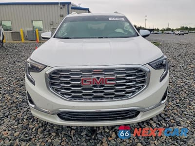 Piąte zdjęcie samochodu w środku: 2021 GMC TERRAIN DENALI VIN:3GKALSEV2ML395467 - miniatura