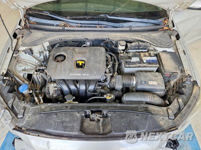 Zdjęcie 11 z 13 samochodu: 2017 HYUNDAI ELANTRA SE VIN:5NPD74LF3HH208800 - miniatura