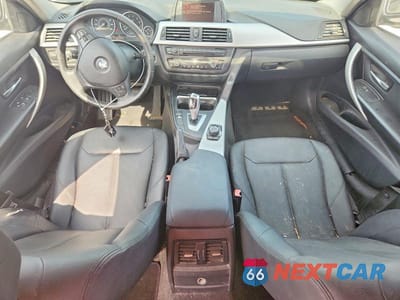 Zdjęcie 8 z 12 samochodu: 2013 BMW 328 I VIN:WBA3A5C52DF350602 - miniatura